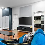Luxury In Center 2 Balconies 2 Bathrooms Ac Apartmán