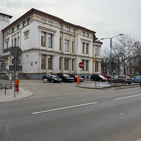 Luxury In Center 2 Balconies 2 Bathrooms Ac Apartmán *