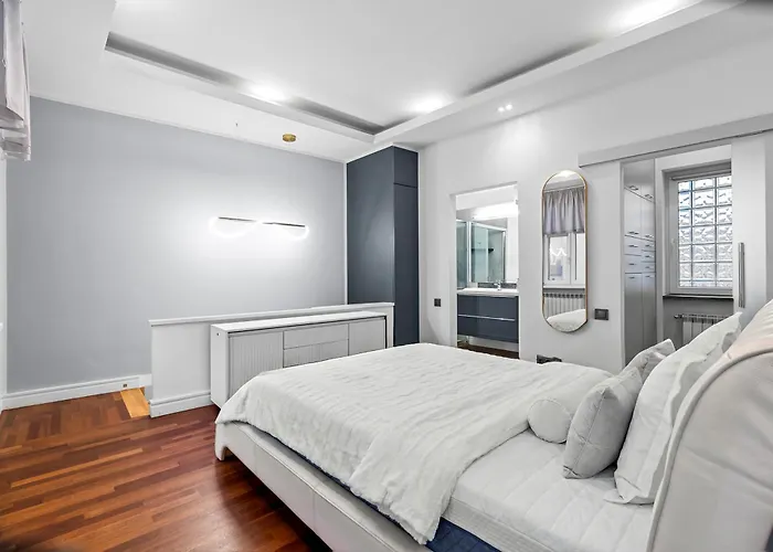 Apartmán Luxury In Center 2 Balconies 2 Bathrooms Ac Katovice